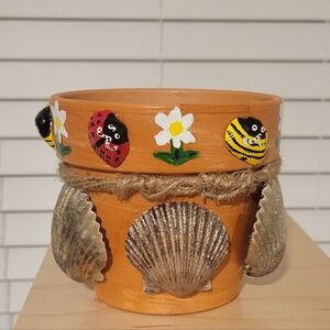 Decorative Terracotta Flower Pot with Shell Accents